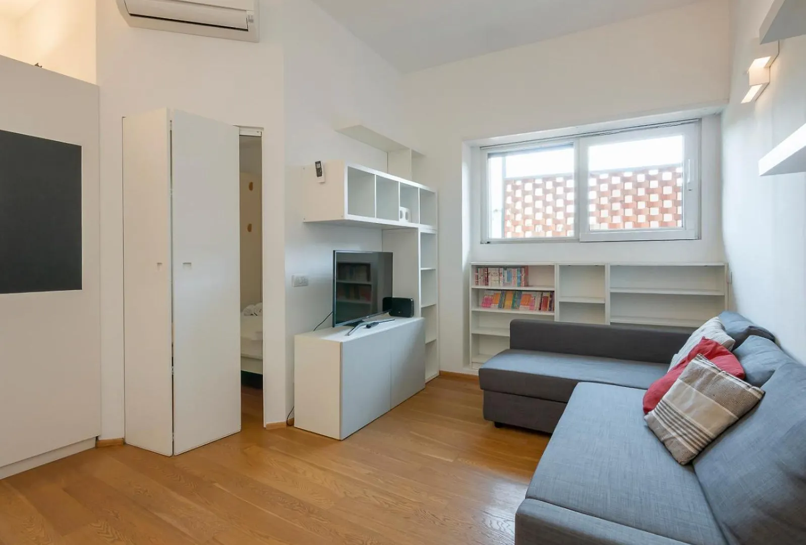 Appartement Sant'Agostino-Centro Near M2 à Milan